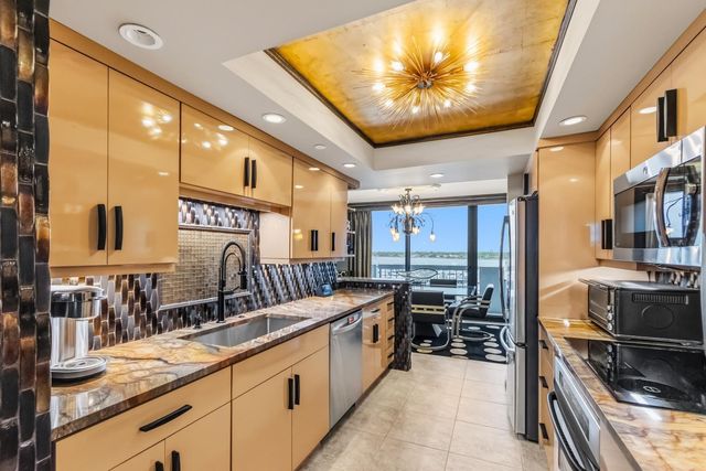 115 Lakeshore Drive 749, North Palm Beach, FL 33408