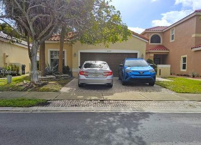 6232 NW 36th Ave, Coconut Creek, FL 33073