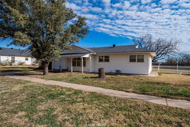 2025 Avenue Avenue N, Anson, TX 79501