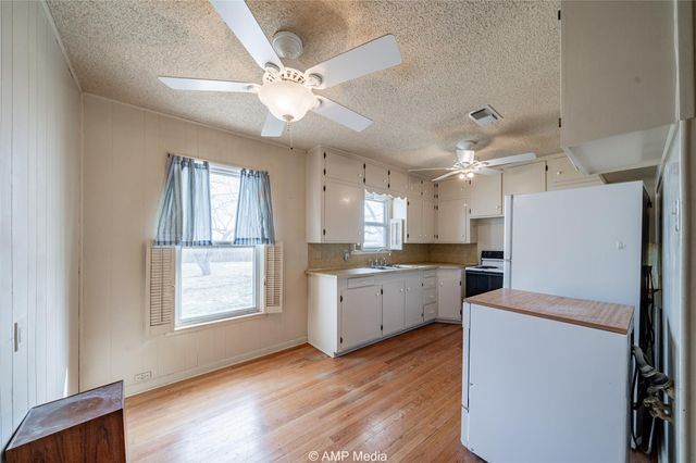 2025 Avenue Avenue N, Anson, TX 79501