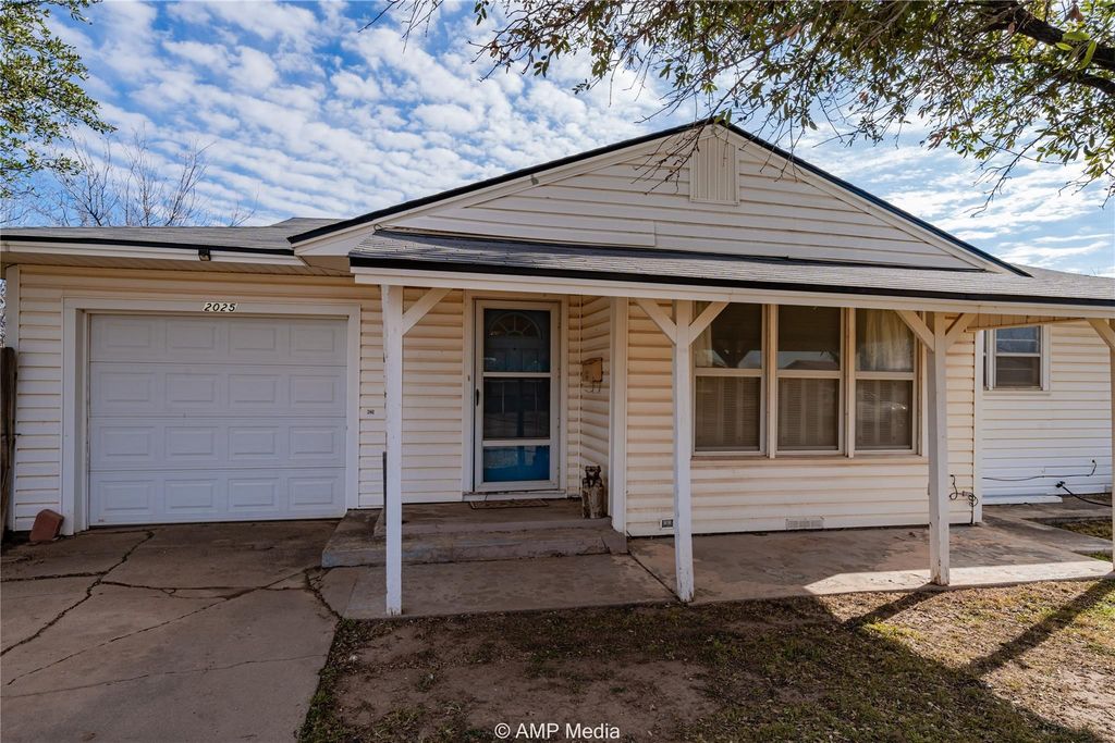 2025 Avenue Avenue N, Anson, TX 79501