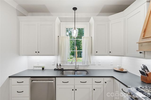 10154 Jim Sossoman Road, Midland, NC 28107