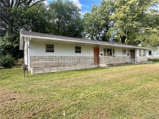 308 S 47th Street, Belleville, IL 62226