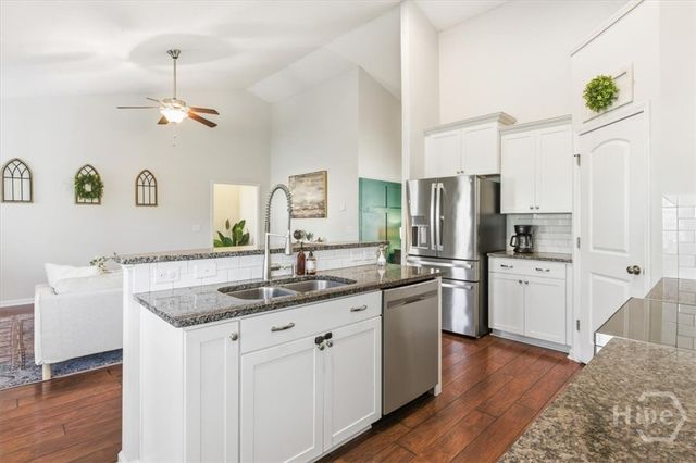 249 Mccrady Drive, Richmond Hill, GA 31324