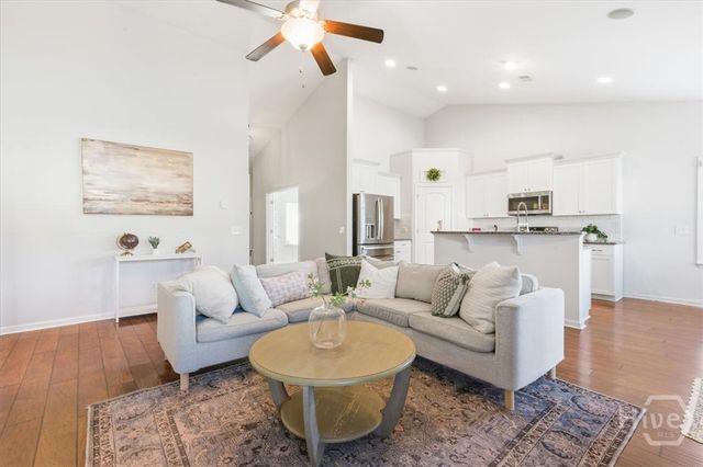 249 Mccrady Drive, Richmond Hill, GA 31324