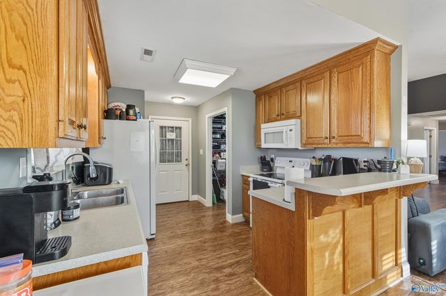 22459 Howard Street, Athens, AL 35613