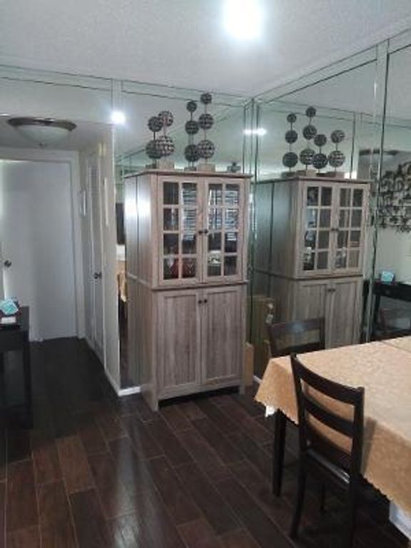 Image 6 of property listing at 119 Fanshaw C, Boca Raton, FL 33434