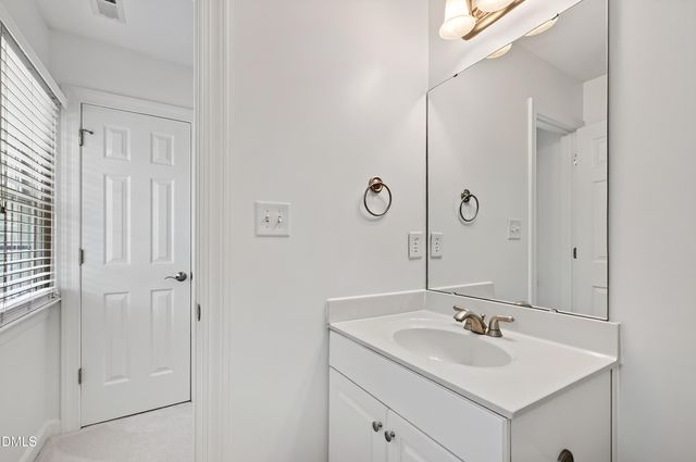 1116 Neuse Ridge Drive, Clayton, NC 27527