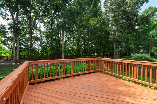 1116 Neuse Ridge Drive, Clayton, NC 27527