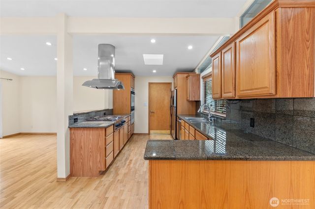 17730 Corliss Avenue N, Shoreline, WA 98133