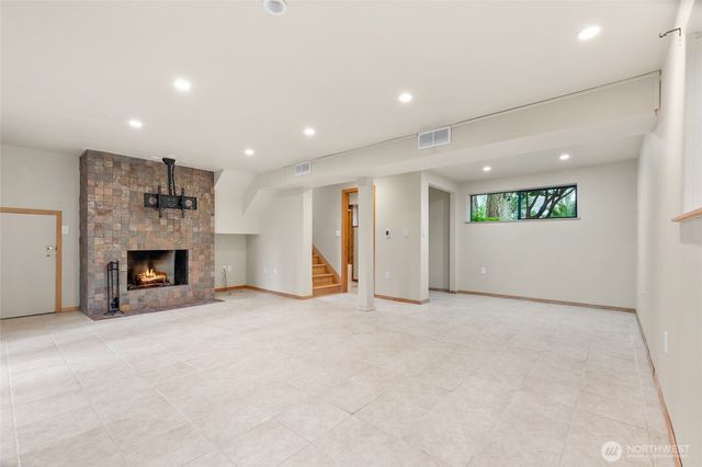 17730 Corliss Avenue N, Shoreline, WA 98133