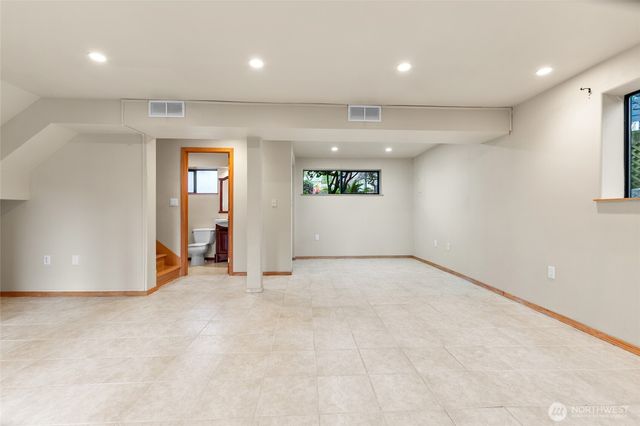 17730 Corliss Avenue N, Shoreline, WA 98133