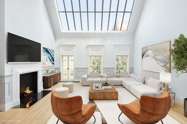 238 W 11th Street, New York City, NY 10014