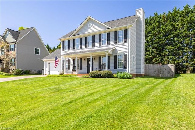 1516 Squires Lane, Kernersville, NC 27284