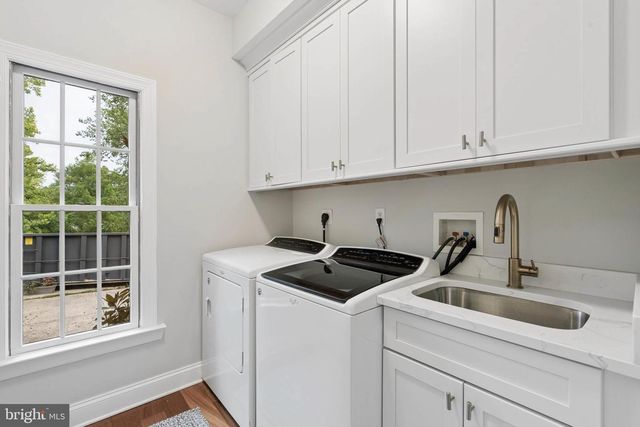 1202 WESTERN RUN RD, Cockeysville, MD 21030