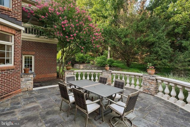 1202 WESTERN RUN RD, Cockeysville, MD 21030