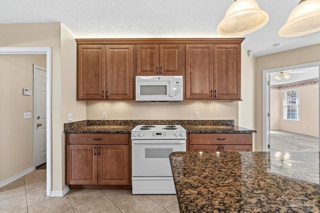 1683 Condor Dr, Pensacola, FL 32533