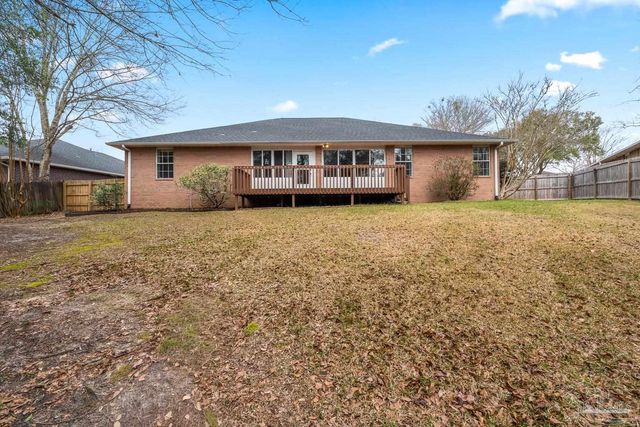 1683 Condor Dr, Pensacola, FL 32533