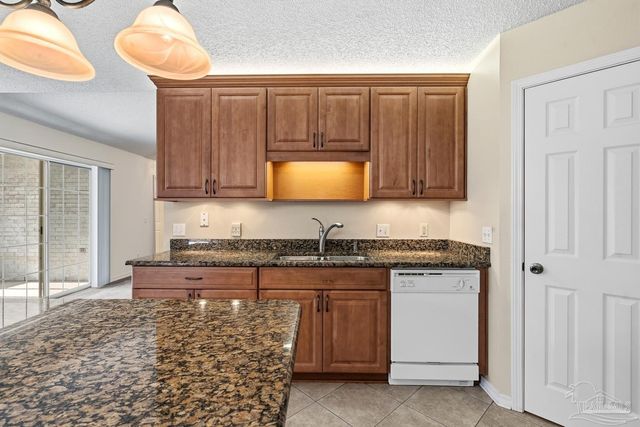 1683 Condor Dr, Pensacola, FL 32533