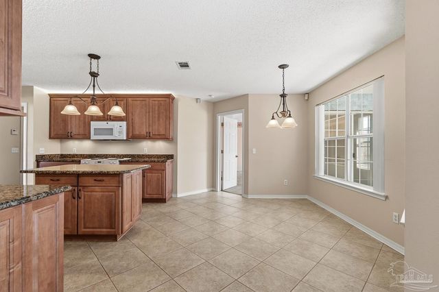 1683 Condor Dr, Pensacola, FL 32533