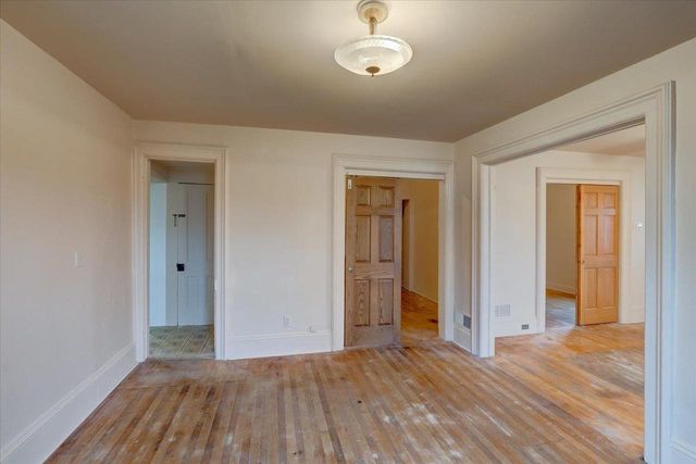 401 S Montgomery Street, Watertown, WI 53094