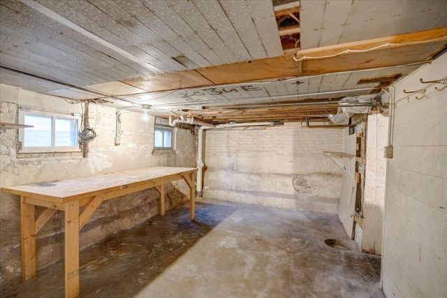 401 S Montgomery Street, Watertown, WI 53094