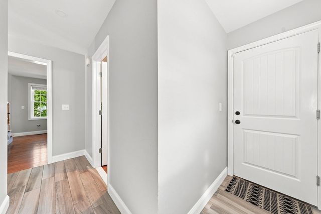 60 Avery St, New Bedford, MA 02745