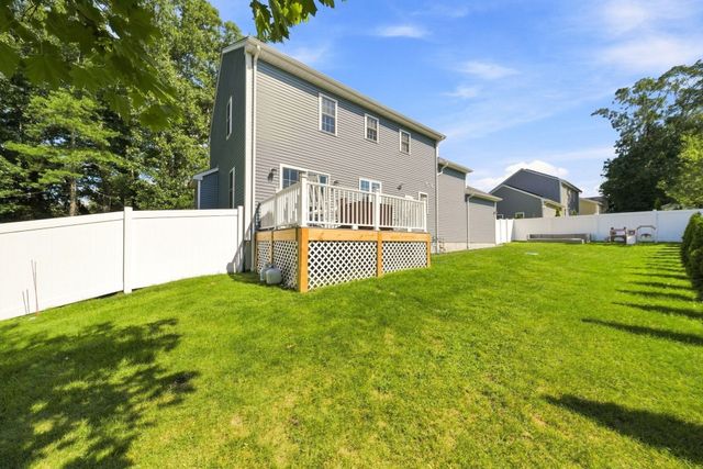60 Avery St, New Bedford, MA 02745