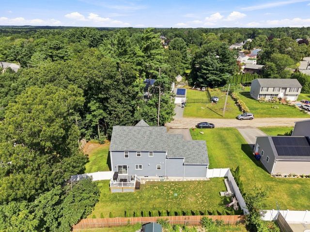 60 Avery St, New Bedford, MA 02745