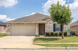 5833 Mirror Ridge Drive, Fort Worth, TX 76179