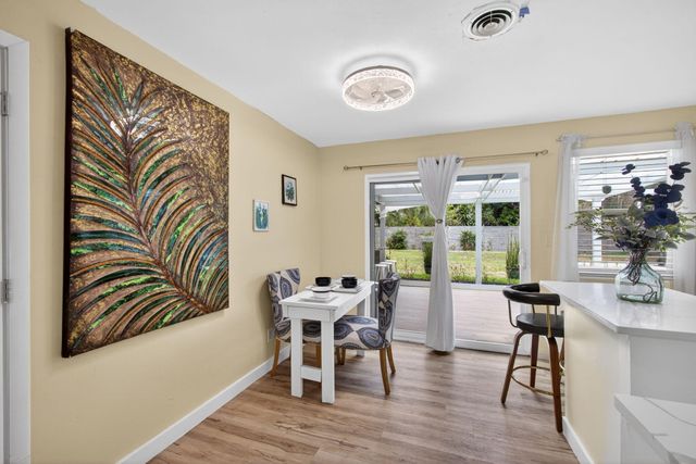 140 W 31st Court, Riviera Beach, FL 33404