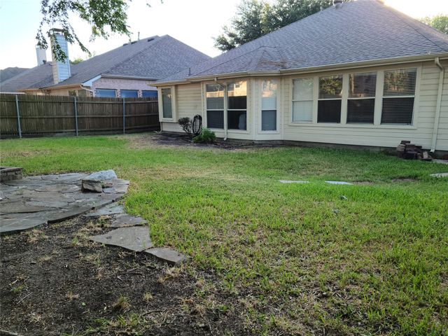 618 Rivercove Drive, Garland, TX 75044