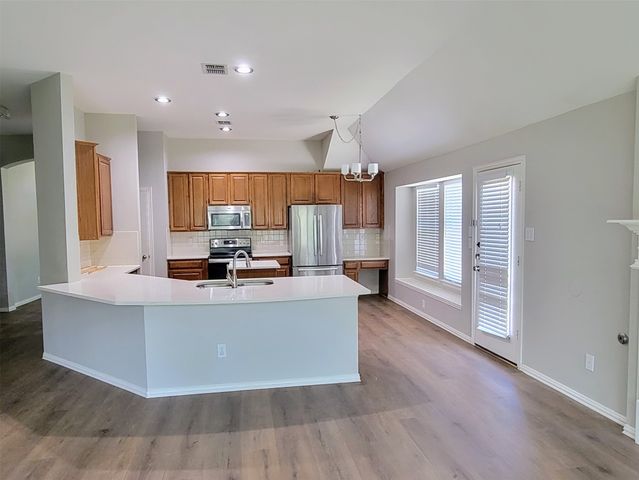 618 Rivercove Drive, Garland, TX 75044