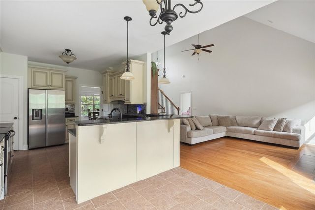 185 Hillside Cove Ln, Woodbury, TN 37190