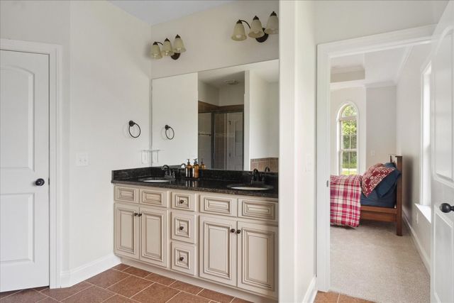 185 Hillside Cove Ln, Woodbury, TN 37190