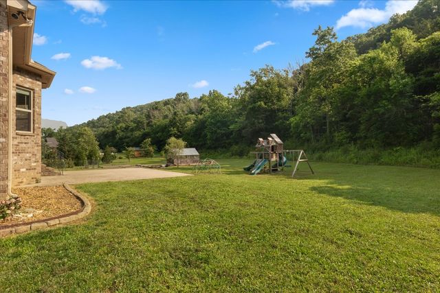 185 Hillside Cove Ln, Woodbury, TN 37190