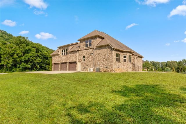 185 Hillside Cove Ln, Woodbury, TN 37190