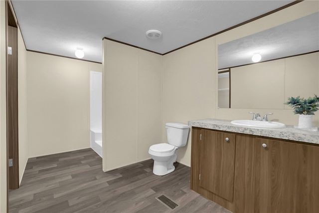 13984 Victoria Dr, Victorville, CA 92395