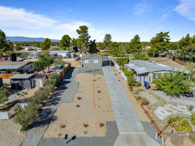 13984 Victoria Dr, Victorville, CA 92395