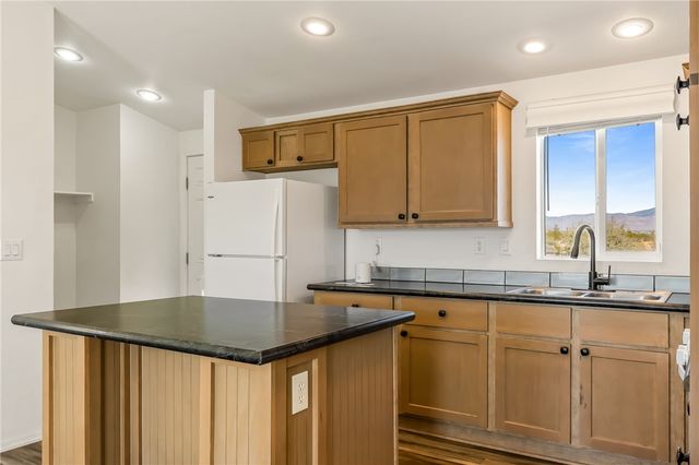 3534 N Eloy Road, Golden Valley, AZ 86413