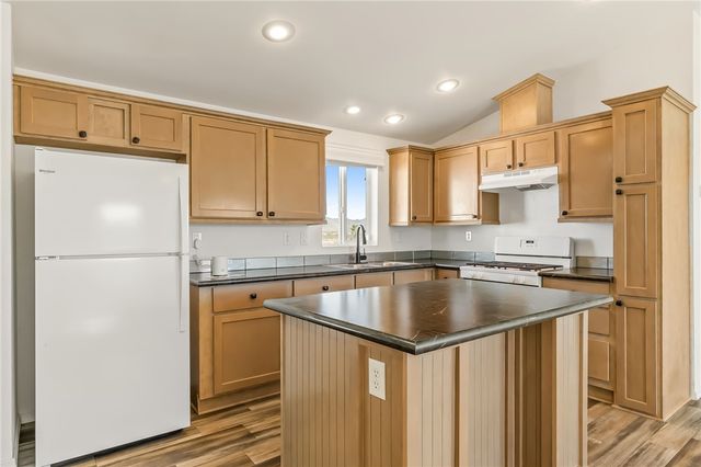 3534 N Eloy Road, Golden Valley, AZ 86413