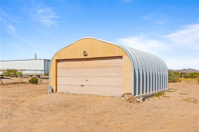 3534 N Eloy Road, Golden Valley, AZ 86413