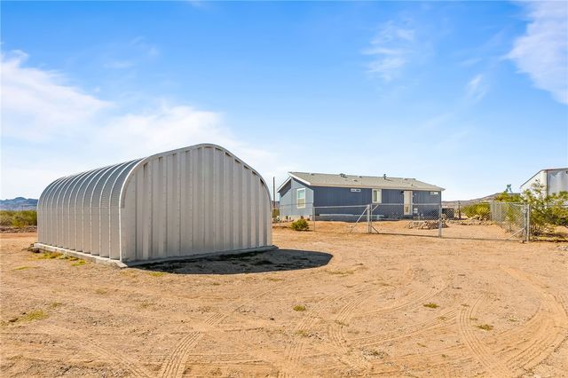 3534 N Eloy Road, Golden Valley, AZ 86413