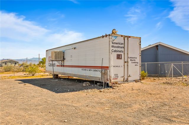 3534 N Eloy Road, Golden Valley, AZ 86413