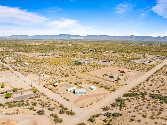 3534 N Eloy Road, Golden Valley, AZ 86413