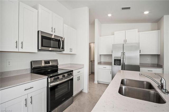 17556 monte isola WAY, North Fort Myers, FL 33917