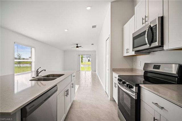 17556 monte isola WAY, North Fort Myers, FL 33917