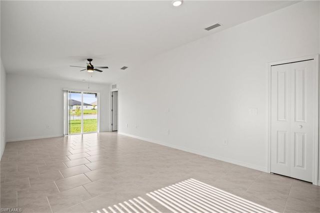 17556 monte isola WAY, North Fort Myers, FL 33917