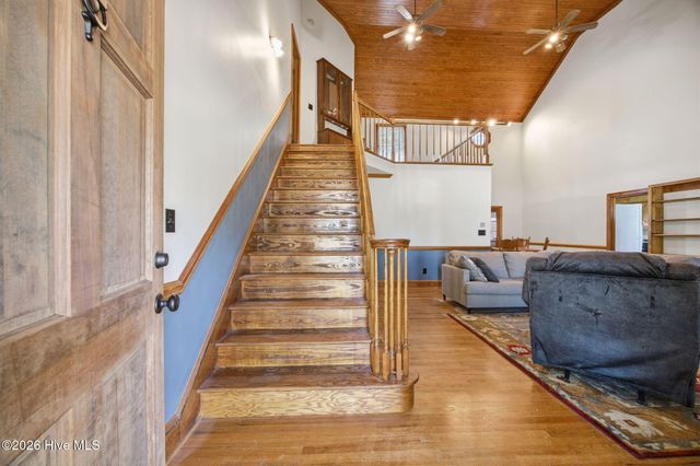 934 Falcon Circle, Greenville, NC 27834