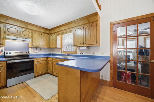 934 Falcon Circle, Greenville, NC 27834